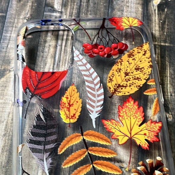 5for$10 Fall Harvest Leafs and Berries IPhone 11 and IPhone XR Phone Case NWT - Picture 2 of 4